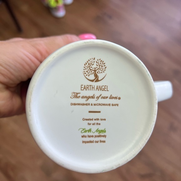 Earth Angel Nana Mug - Picture 3 of 4